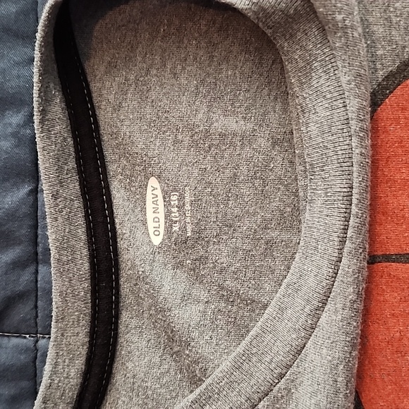 Kids, Spiderman, t-shirt, Old Navy, worn but in great condition, XL 14-16, Gray - Picture 3 of 4